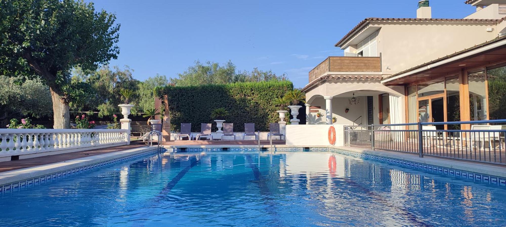 & Restaurant Figueres Parc Hotel