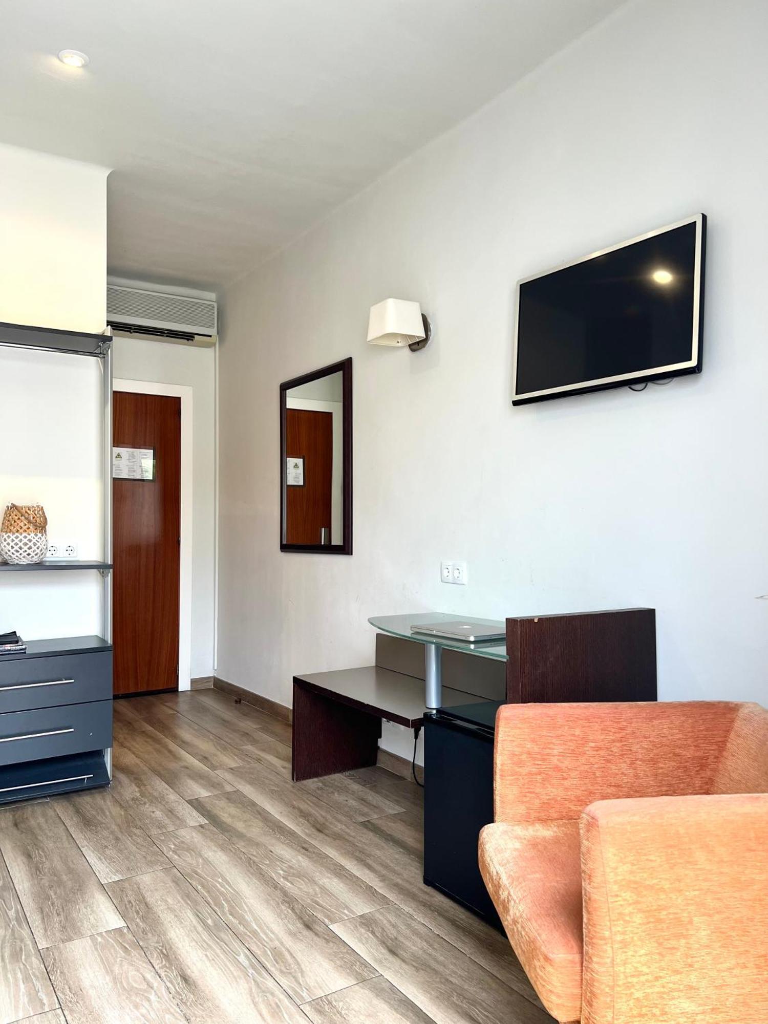Hotel&restaurant Figueres Parc 2*